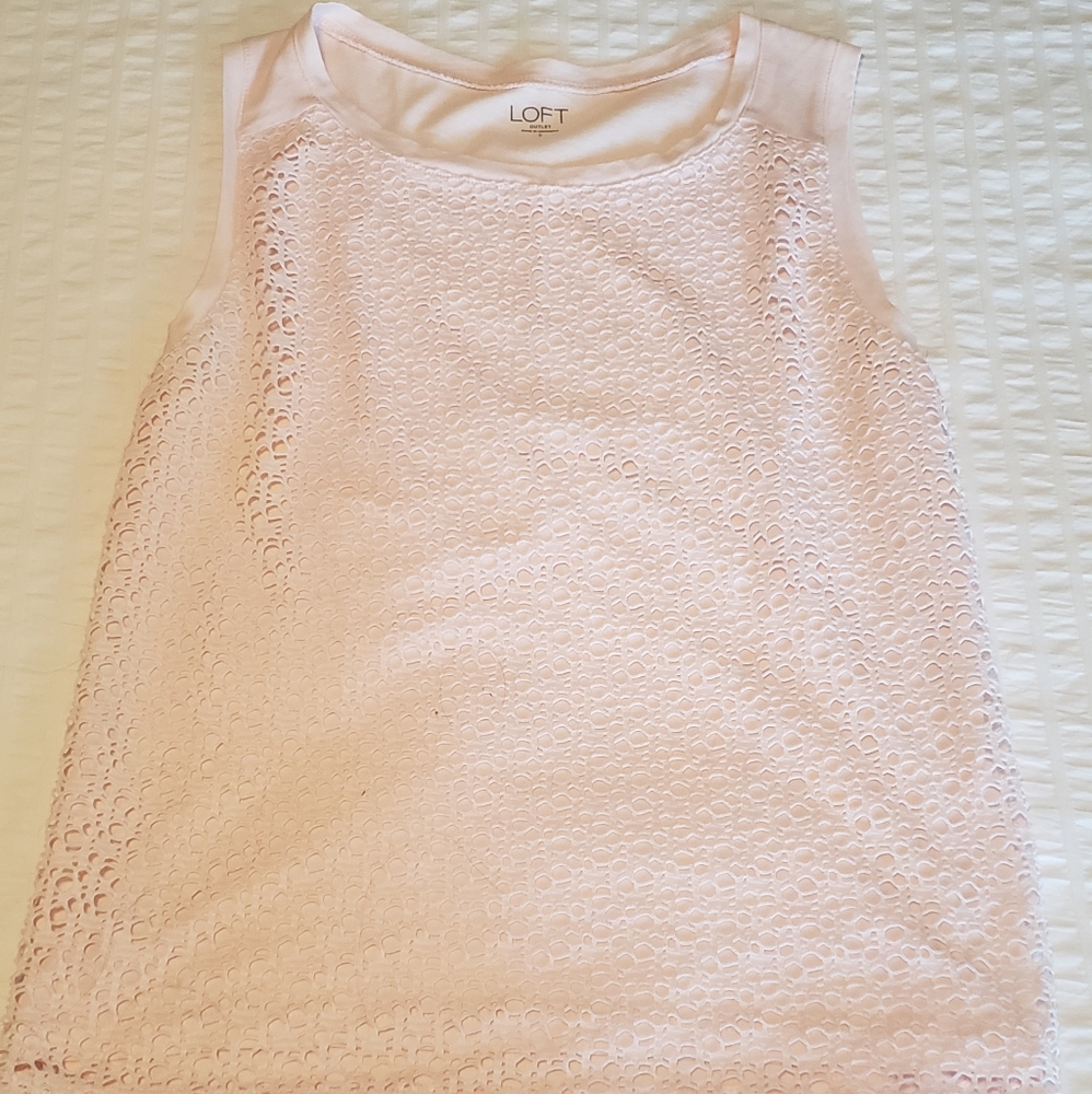 Lace sleeveless top